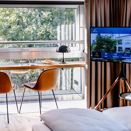 The Flag West M. Hotel Frankfurt am Main Exterior photo