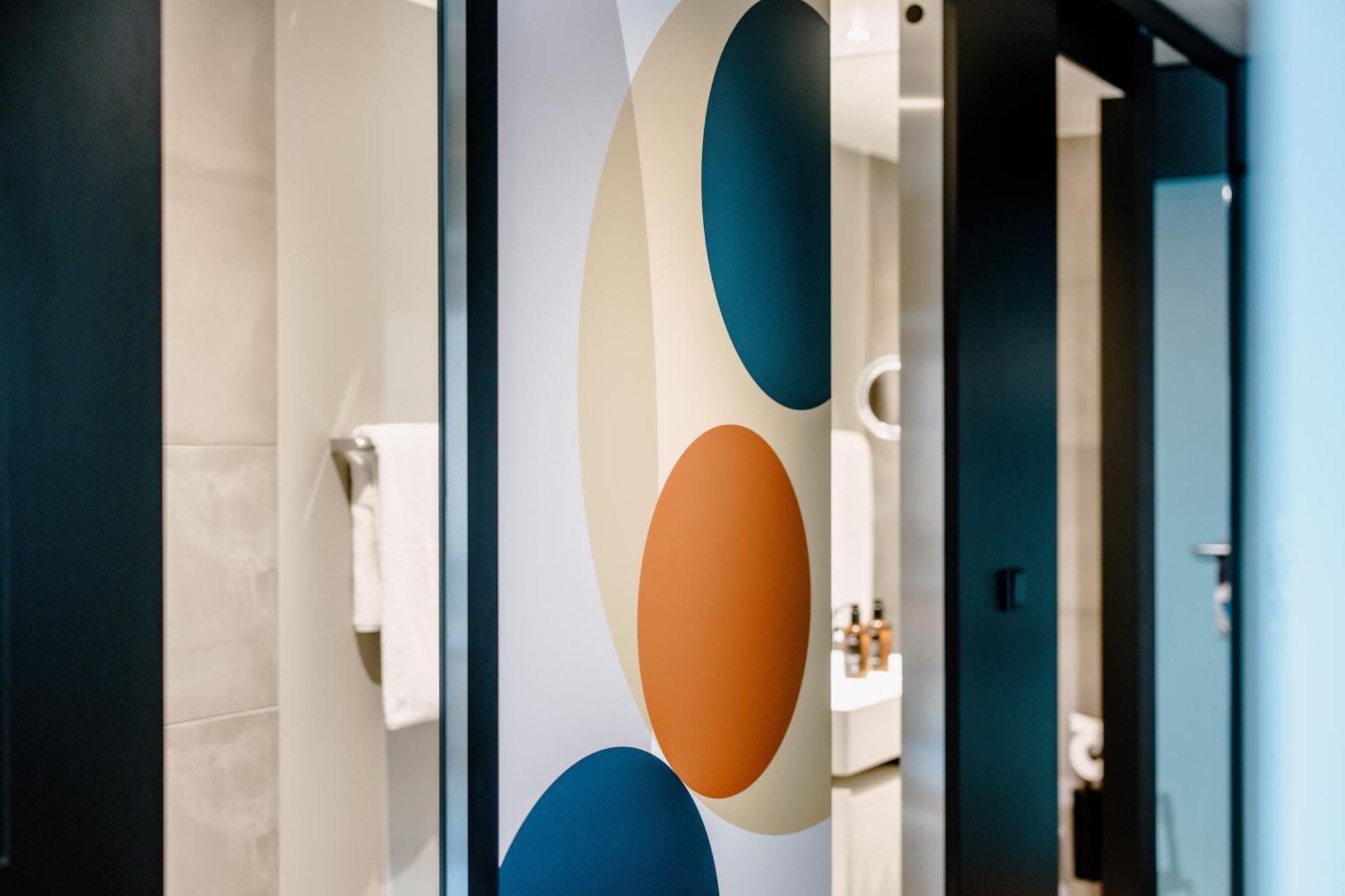 The Flag West M. Hotel Frankfurt am Main Room photo